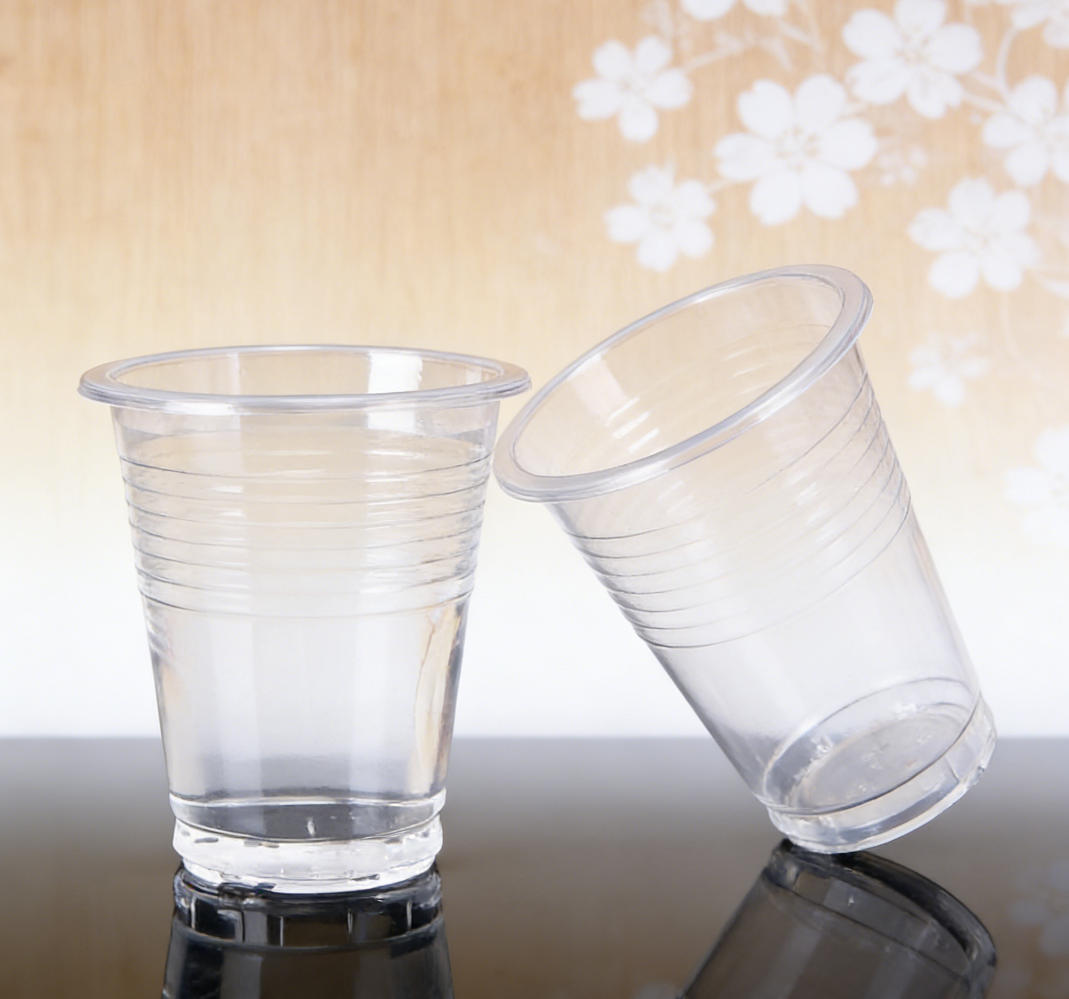 Choosing the Right Cup Making Machine for Beverage Packaging​
