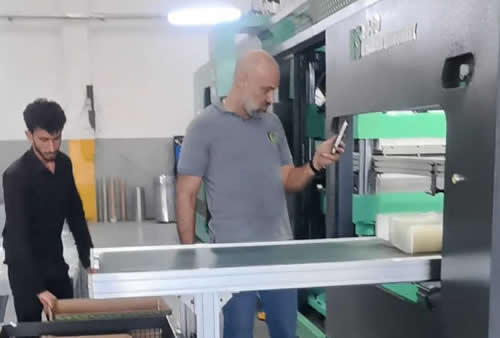Fully Automatic Cake Container Making Machine | Stable 25 Cycles/Min | Overseas Client Field Test