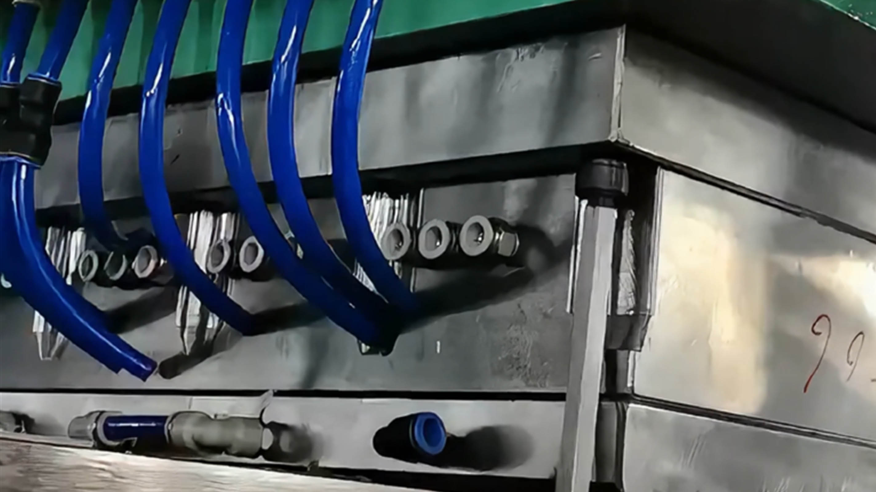 AIRAYS RSC‑800‑500｜How to Secure Upper Mold