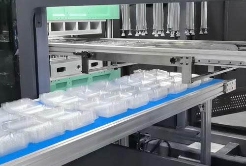 Automated PET Plastic Box Production Line | 3-Station Thermoformer Model 750x610 (32 M/Min)